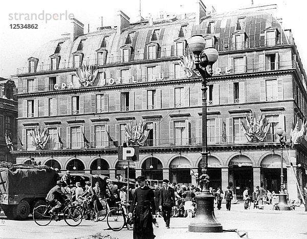 General Leclercs französische Truppen im Zentrum von Paris  August 1944. Künstler: Unbekannt
