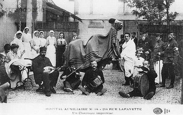 Improvisiertes Kamel  Hilfskrankenhaus  Rue Lafayette  Paris  Frankreich  Erster Weltkrieg  1914-1918. Künstler: Unbekannt