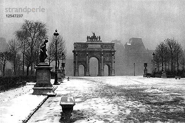 Die verschneiten Tuilerien und der Carrousel-Bogen  Paris  1931  Künstler: Ernest Flammarion