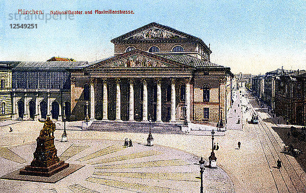 Das Nationaltheater und die Maximilianstraße  München  Deutschland  1925. Künstler: Unbekannt