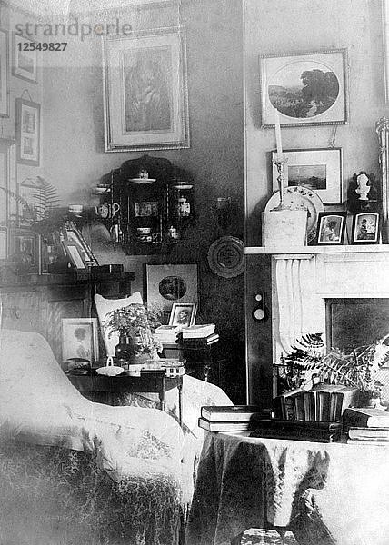 Wohnzimmer  um 1882. Künstler: Unbekannt