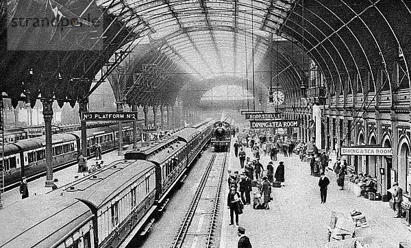 Paddington Station  London  1926-1927.Künstler: McLeish