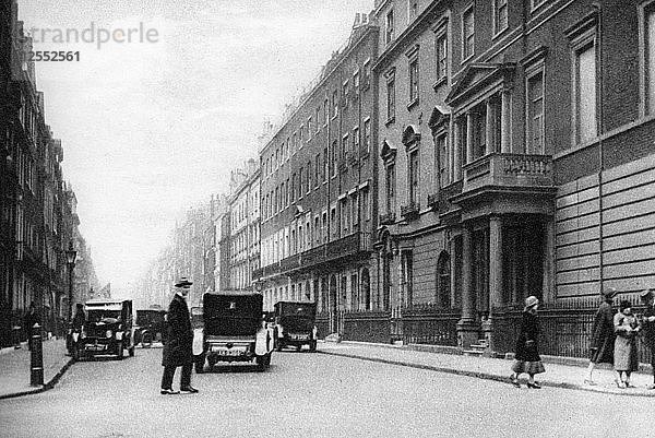 Harley Street  London  1926-1927.Künstler: Whiffin