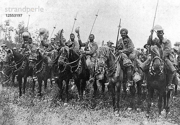 Indische Kavallerie nach ihrem Angriff  Somme  Frankreich  Erster Weltkrieg  14. Juli 1916  (um 1920). Künstler: Unbekannt