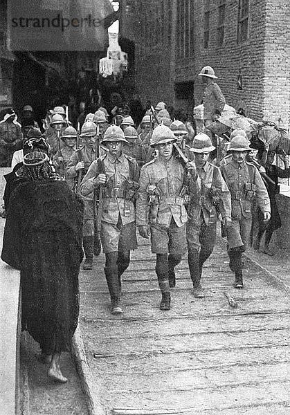 Britische Truppen auf dem Weg nach Bagdad  Erster Weltkrieg  1917  (um 1920). Künstler: Unbekannt