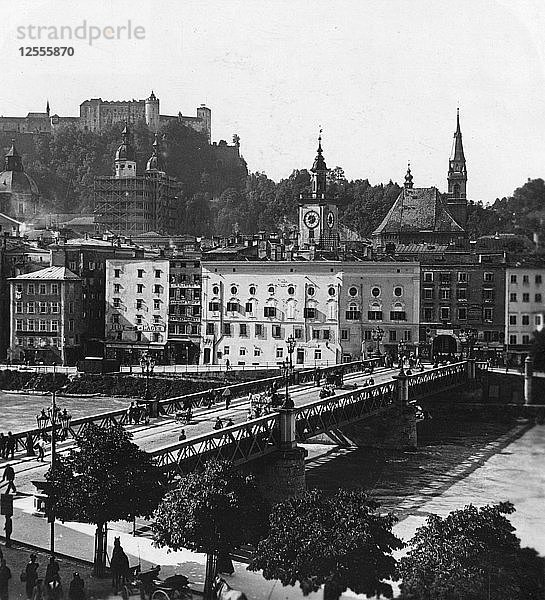 Brücke über die Salzach  Salzburg  Österreich  um 1900  Künstler: Wurthle & Söhne