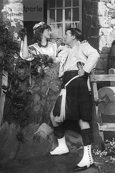 Ellaline Terriss und Seymour Hicks in The Gay Gordons  um 1907. Künstler: Unbekannt