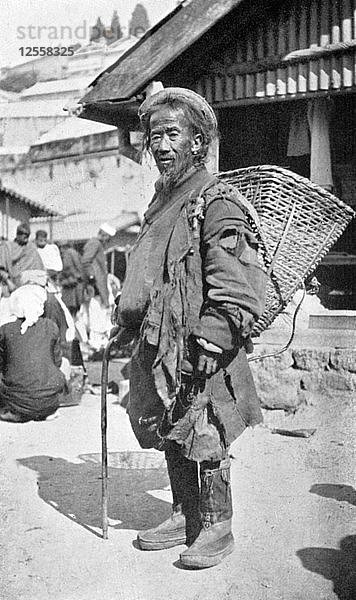 Ein Einwohner von Darjeeling  Westbengalen  Indien  um 1910. Künstler: Unbekannt