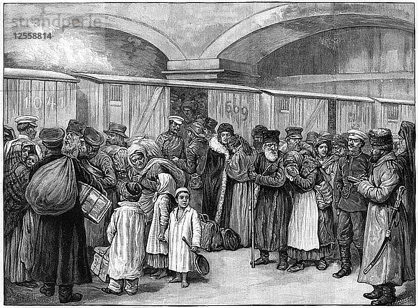 Der Baltische Bahnhof  Vertreibung der Juden aus St. Petersburg  Russland  1891.Künstler: B. Baruch
