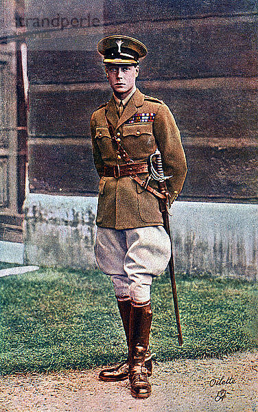 Edward  Prinz von Wales  in Armeeuniform  Anfang des 20. Jahrhunderts. Künstler: Tuck und Söhne