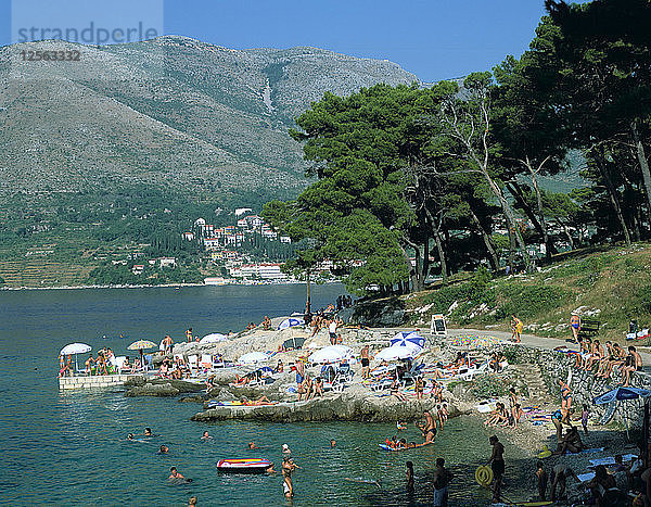 Felsenstrand  Cavtat  Kroatien.