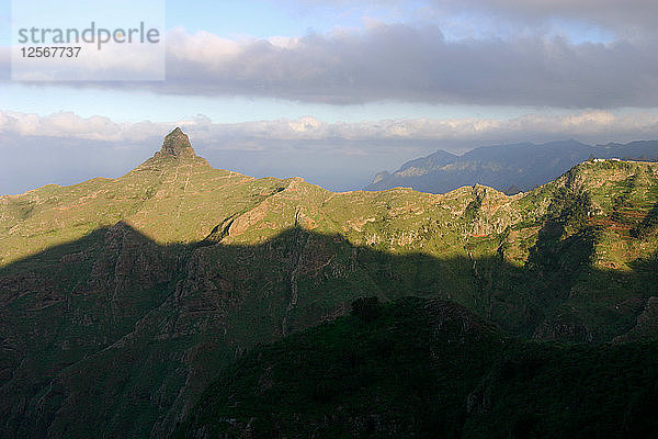 Roque de Taborno  Anaga-Gebirge  Teneriffa  2007.