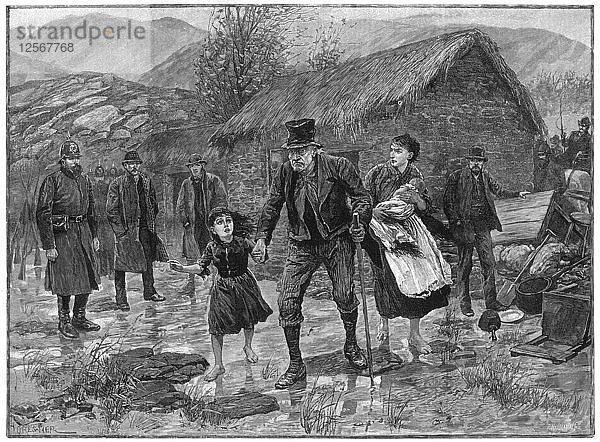 Szene bei einer irischen Zwangsräumung in der Grafschaft Kerry  1887. Künstler: P. Naumann