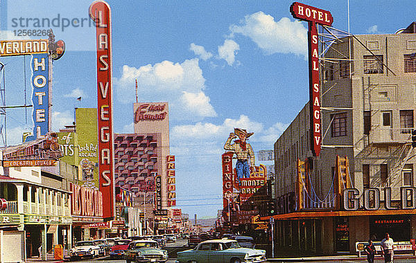 Fremont Street von der Main Street aus  Las Vegas  Nevada  USA  1956. Künstler: Unbekannt
