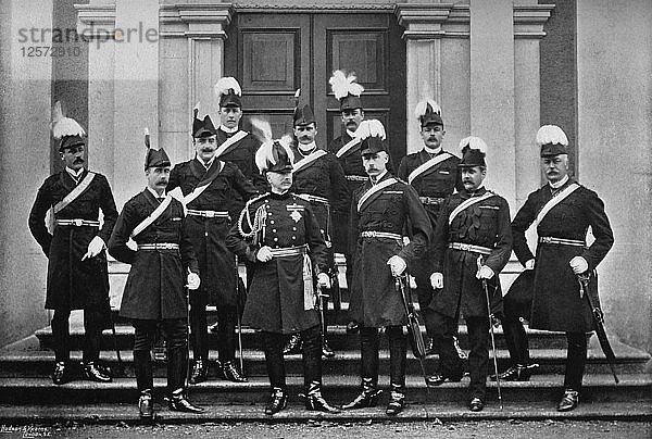 Lord Wolseley und die Mitarbeiter des Hauptquartiers in Irland  1896  Künstler: J Robinson & Sohn
