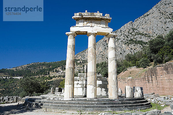 Der Tholos Heroon von Phylakos in Delphi  Griechenland. Künstler: Samuel Magal