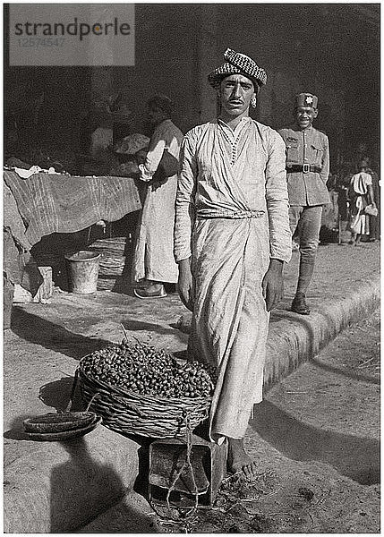 Ein kleiner Handel  der wenig Gewinn bringt  Irak  1925.Künstler: A Kerim