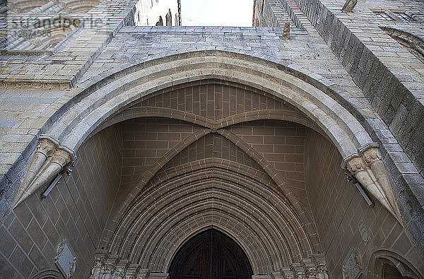 Das Hauptportal der Kathedrale von Evora  Portugal  2009. Künstler: Samuel Magal
