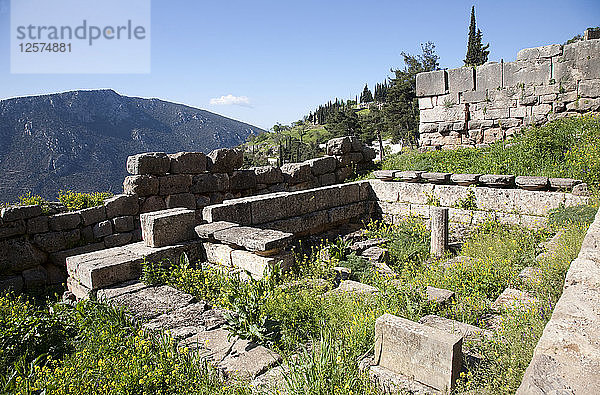 Die Schatzkammer von Sikyon  Delphi  Griechenland. Künstler: Samuel Magal