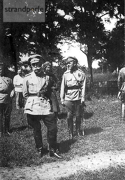 Michail Aleksejew  Oberbefehlshaber der Freiwilligenarmee  bei Jekaterinodar  Russland  1918. Künstler: Anon