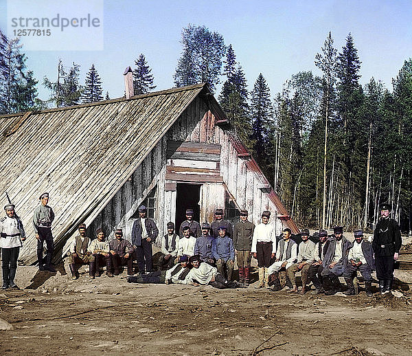Österreichisch-ungarische Kriegsgefangene in der Nähe einer Kaserne  Karelien  Russland  Erster Weltkrieg  1915. Künstler: Sergey Mikhaylovich Prokudin-Gorsky