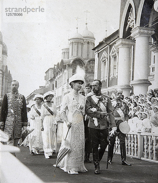 Zarenfamilie bei den Feierlichkeiten zum 300-jährigen Bestehen des Hauses Romanow  Russland  1913. Künstler: Unbekannt