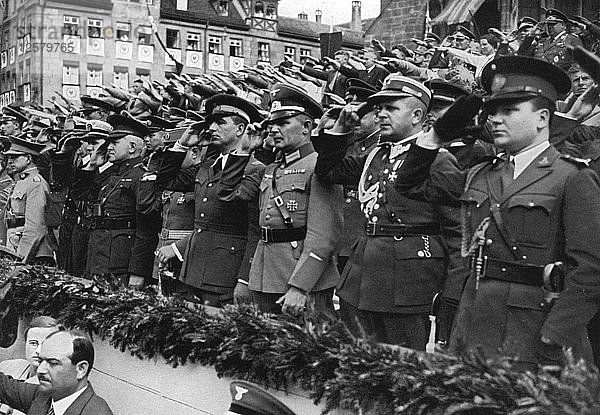 Ausländische Militärattachés auf dem NS-Parteitag  Nürnberg  Deutschland  1936. Künstler: Unbekannt