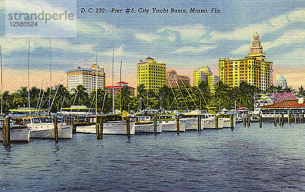 Pier 5  City Yacht Basin  Miami  Florida  USA  1946. Künstler: Unbekannt