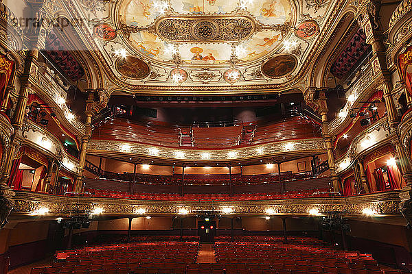 Innenraum des Grand Opera House  Belfast  Nordirland  2010.