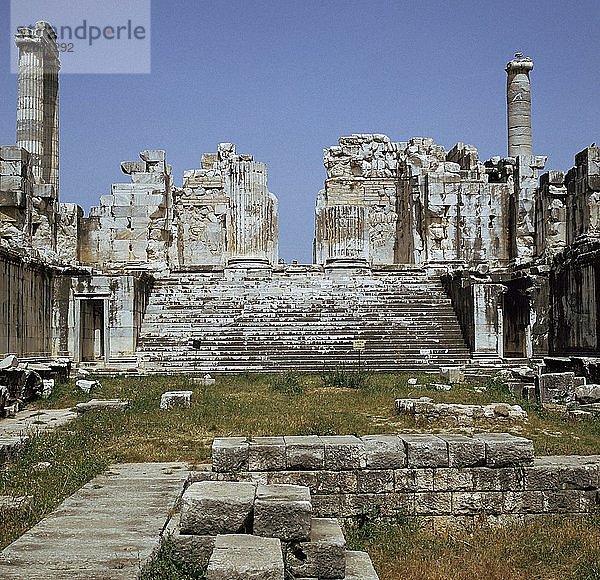 Griechischer Apollo-Tempel  3. Jahrhundert. Künstler: Unbekannt