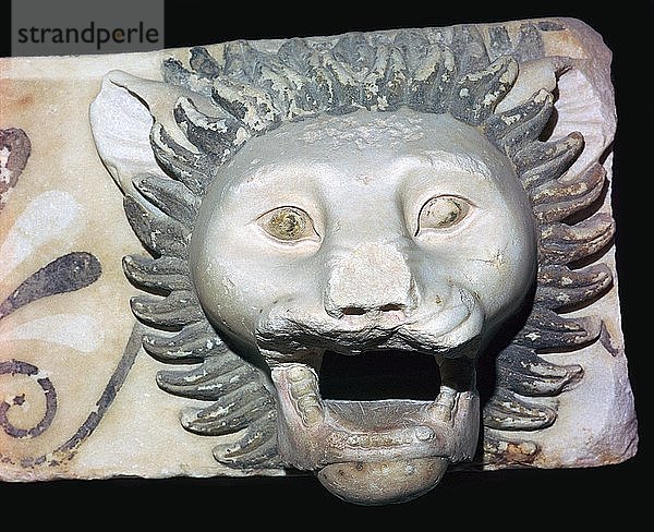 Marmorfragment eines löwenköpfigen Wasserspeiers  5. Jahrhundert v. Chr. Künstler: Unbekannt