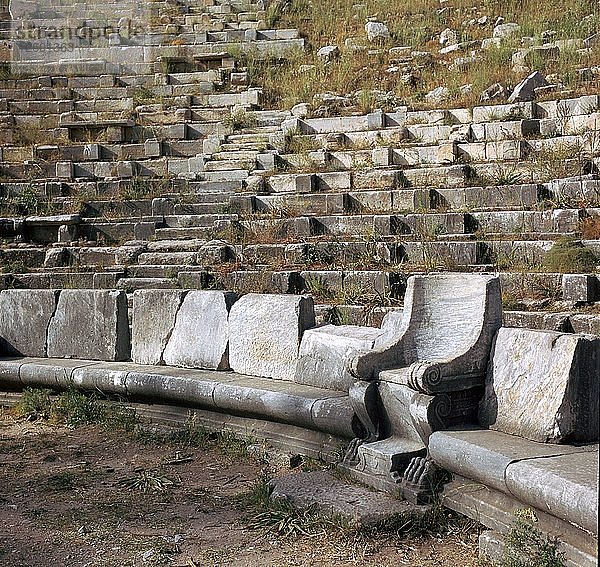 Griechisches Theater in Priene  Türkei  das auch als Parlament genutzt wurde  4. Jahrhundert v. Chr. Künstler: Unbekannt