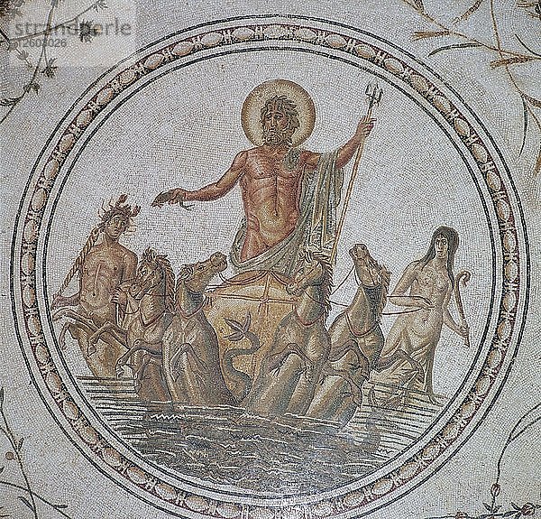 Römisches Mosaik des Triumphs des Neptun  2. Jahrhundert. Künstler: Unbekannt