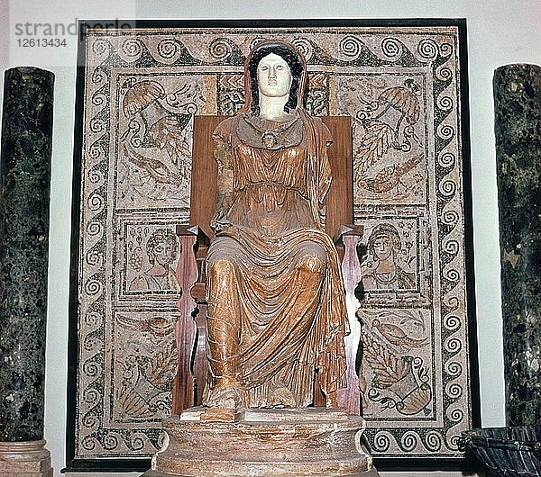 Römische Kolossalstatue der Minerva. Künstler: Unbekannt