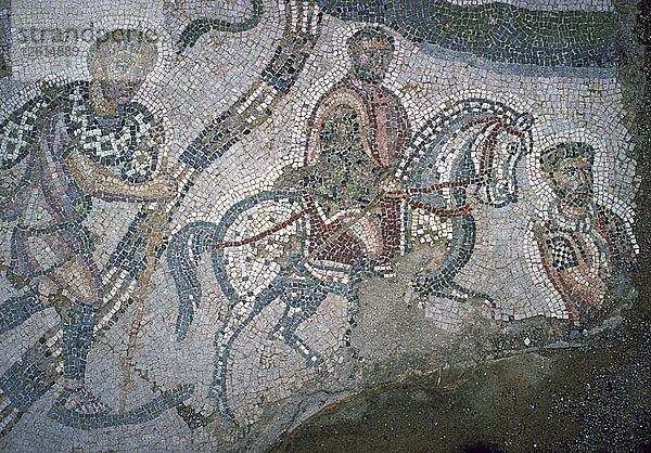 Römisches Mosaik aus Bulla Regia  2. Jahrhundert v. Chr. Künstler: Unbekannt