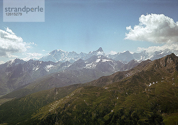 Blick nach Nordwesten zum Mt. Champillon Künstler: Unbekannt