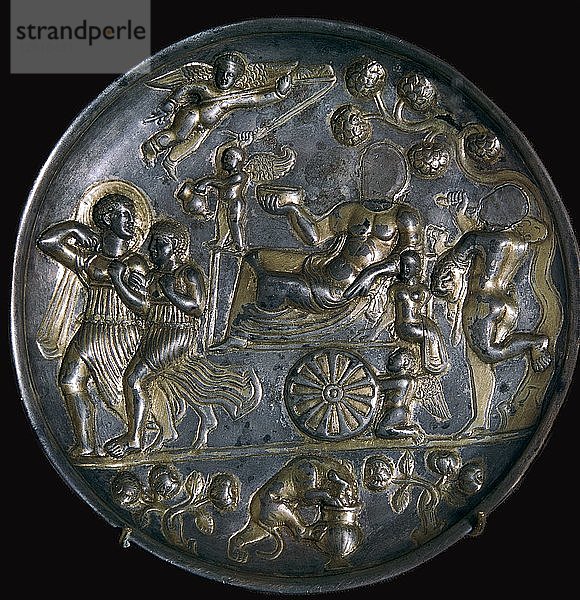 Parthische Silberschale  die Dionysos mit Ariadne zeigt. Künstler: Unbekannt