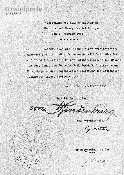 Erlass Hindenburgs zur Auflösung des Reichstags ab 1. Februar 1933 Künstler: Historisches Dokument