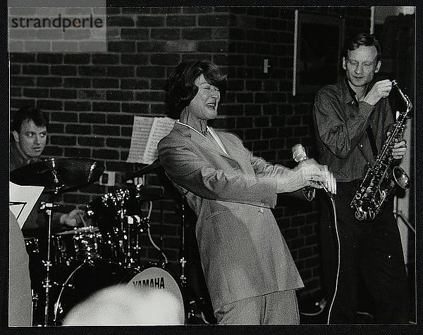 Das Lee Gibson Quartett bei einem Konzert in The Fairway  Welwyn Garden City  Hertfordshire  1999. Künstler: Denis Williams