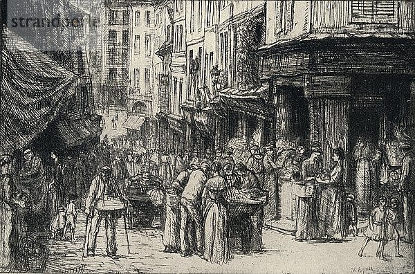 Die Menschenmenge  Rue Mouffetard  1915. Künstler: Charles Heyman.