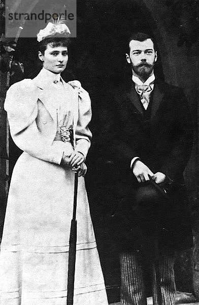 Zarin Alexandra Feodorovna und Zar Nikolaus II. von Russland  um 1900. Künstler: Unbekannt.