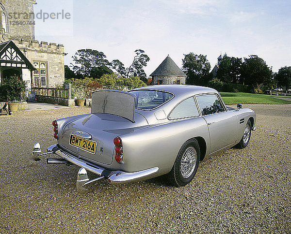 1965 Aston Martin DB5  James Bond 007. Künstler: Unbekannt.