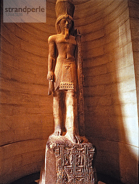 Statue von Sethi II. aus der XIX. Dynastie  aus dem Tempel von Karnak.