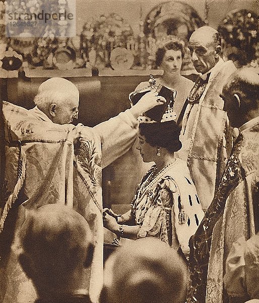 Die Königin wird gekrönt  12. Mai 1937. Künstler: Unbekannt.