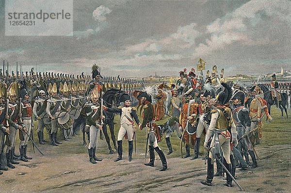 Napoleon schmückt den russischen Grenadier in Tilsitt  1807  (1896). Künstler: Unbekannt.