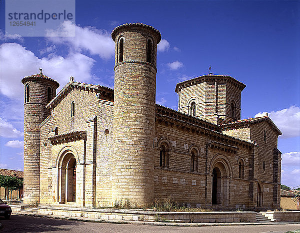 Blick auf die Kirche von San Martín de Fromista (Palencia).