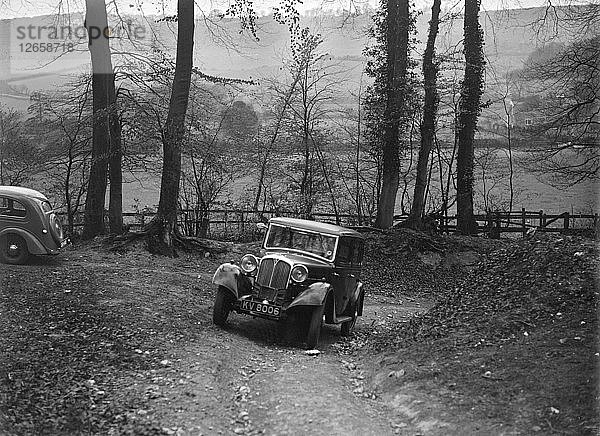 Rover 10 von 1934 bei der Standard Car Owners Club Southern Counties Trial  1938. Künstler: Bill Brunell.