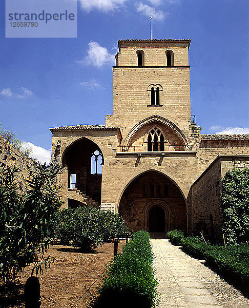 Außenansicht des Eingangs zur Burg von Alcañiz (Teruel).