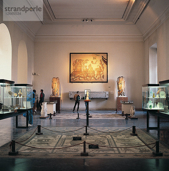 Innenansicht eines Raums des Archäologischen Nationalmuseums in Madrid.