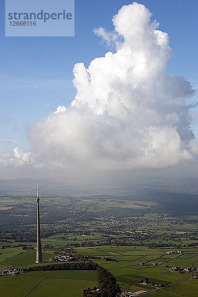 Emley Moor  Kirklees  West Yorkshire  c2015. Künstler: Dave MacLeod.